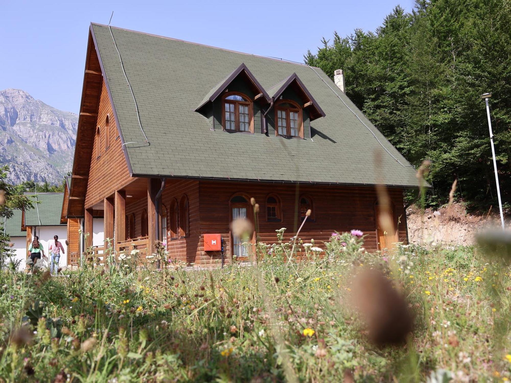 Mik Hotel Valbona מראה חיצוני תמונה