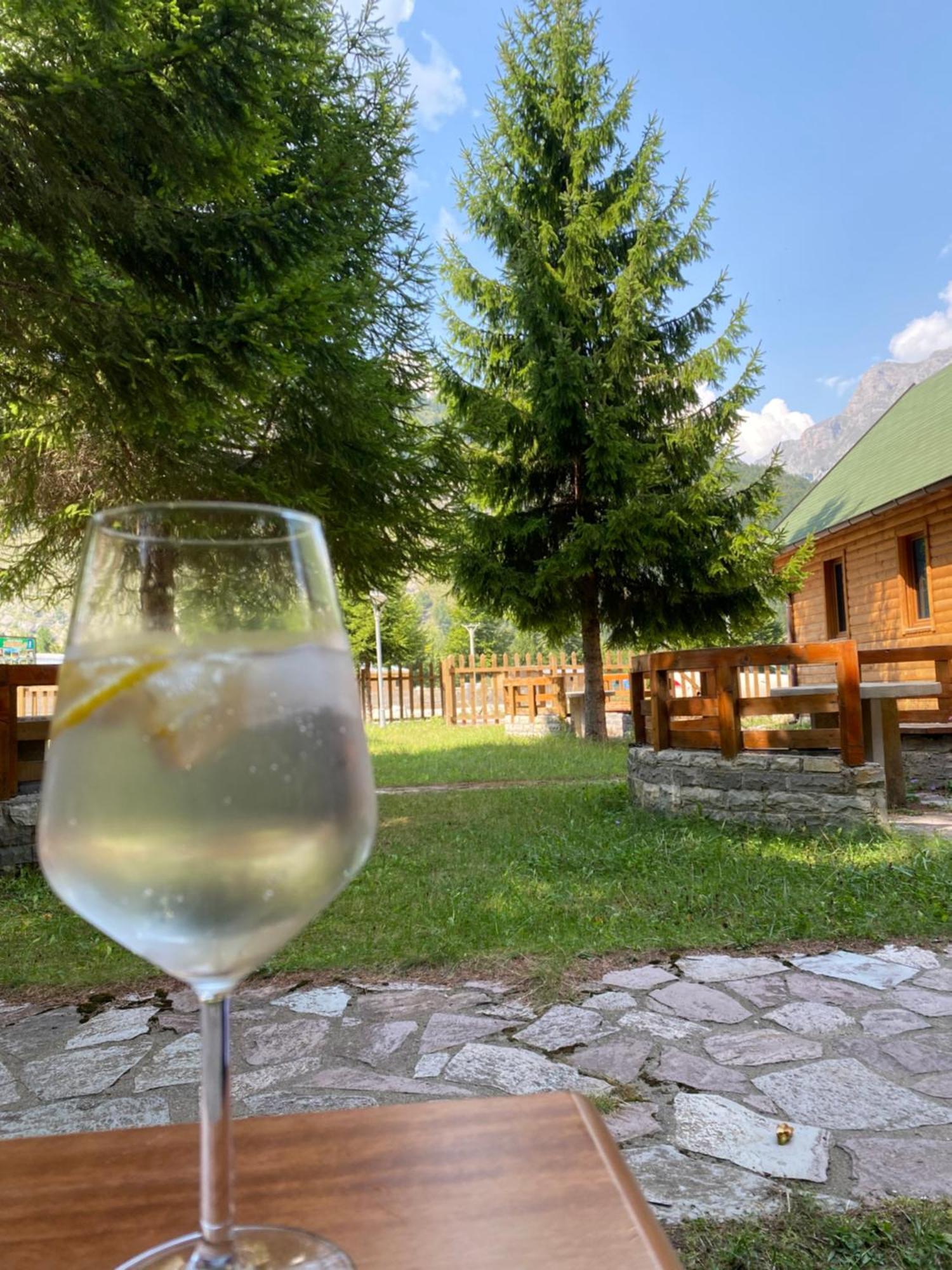 Mik Hotel Valbona מראה חיצוני תמונה